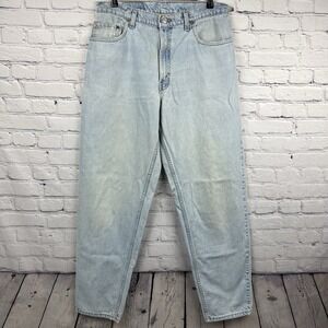 Vintage Levis Jean Men 34x32 Light Wash Denim 560 Loose Fit Tapered USA Made 90s